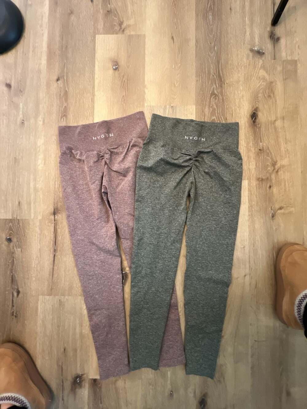 NVGTN Scrunch Seamless Leggings Set of 2 Gray and Brown Size M